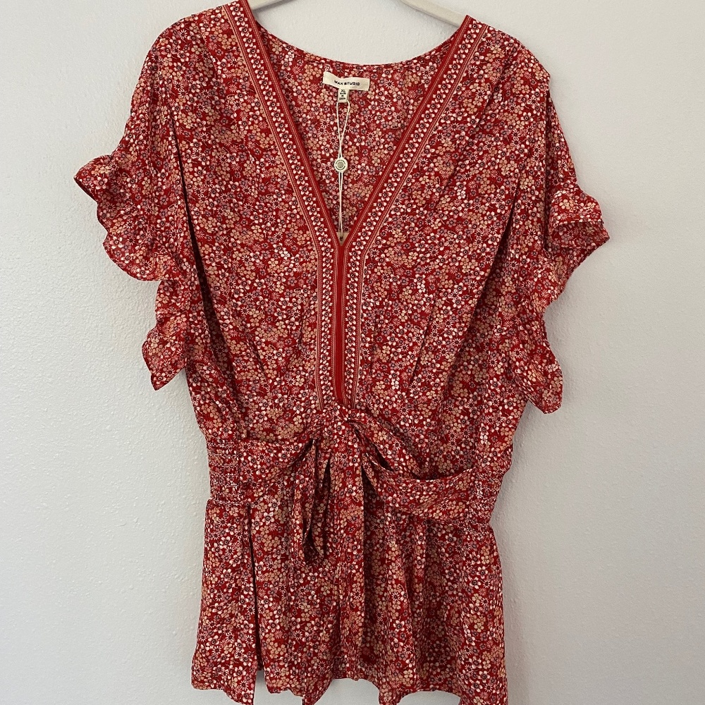 NWT Women's MAX STUDIO Ruffle Cap Sleeve Tie Waist Blouse Red Floral XL
